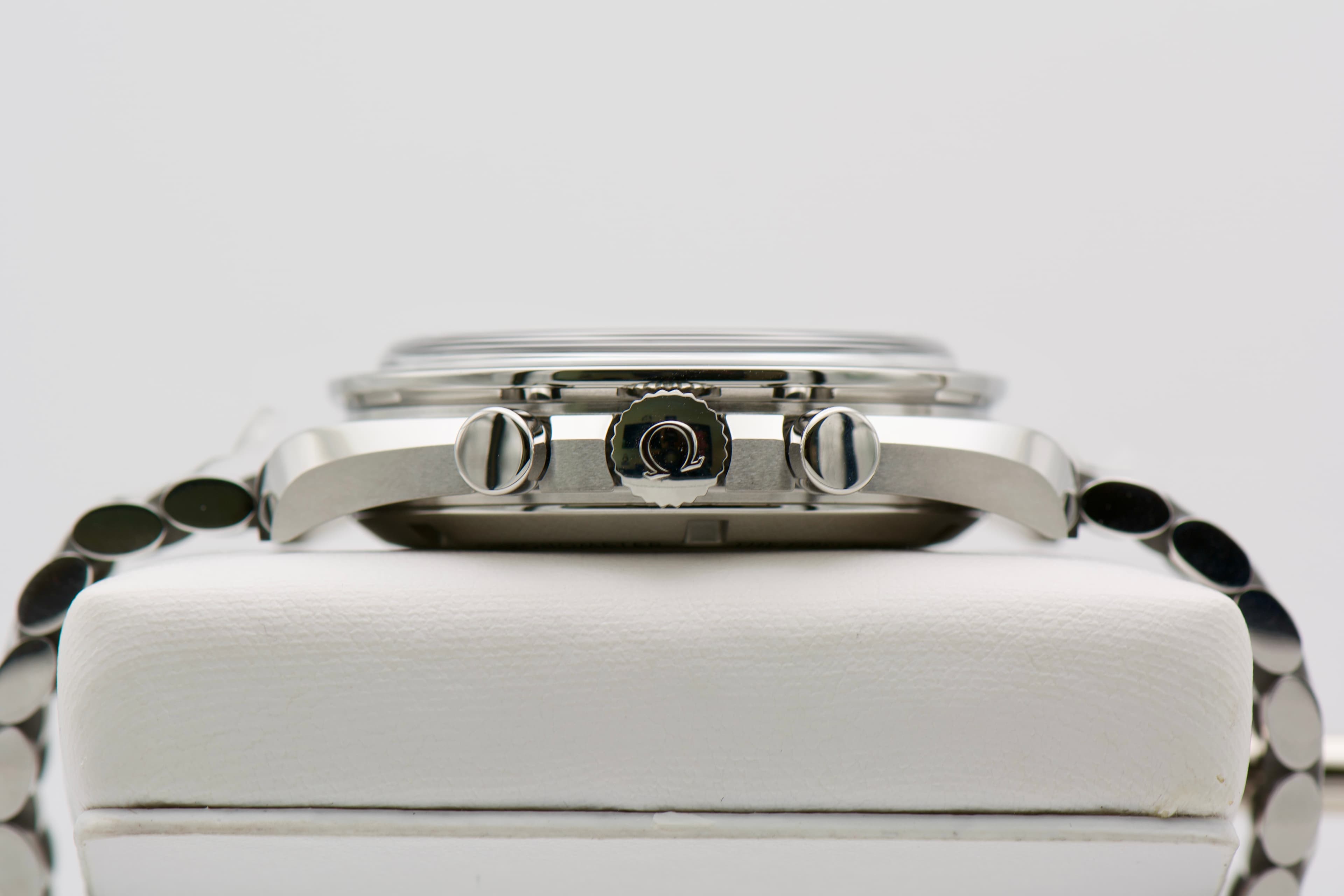 Omega Speedmaster Moonwatch Professional ”Reverse Panda” — photo 5